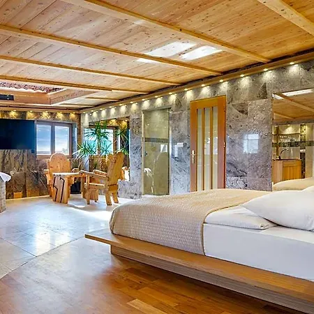 Aparthotel Stare 4*
