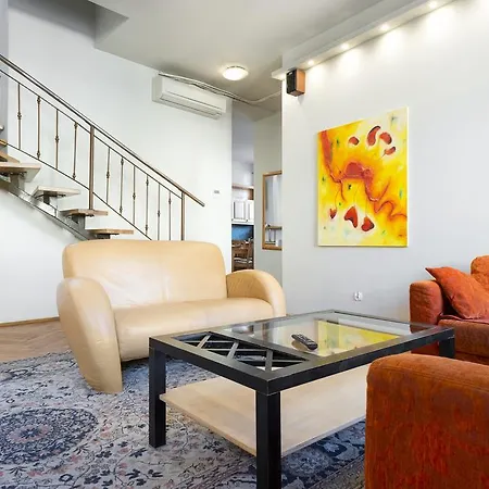 Stare Apartahotel 4*