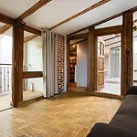 Stare Aparthotel